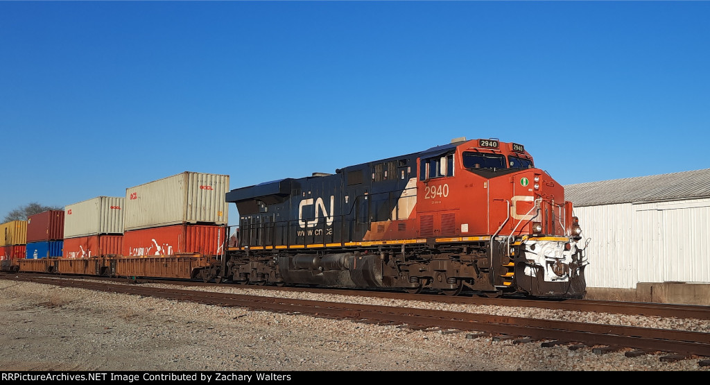 CN 2940